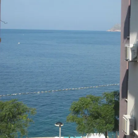 Appartement Mimoza *